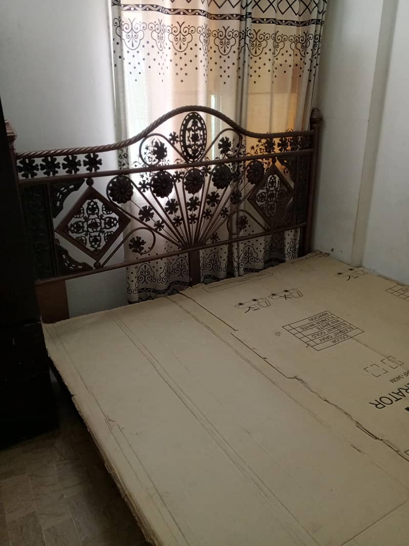 King size bed frame 3