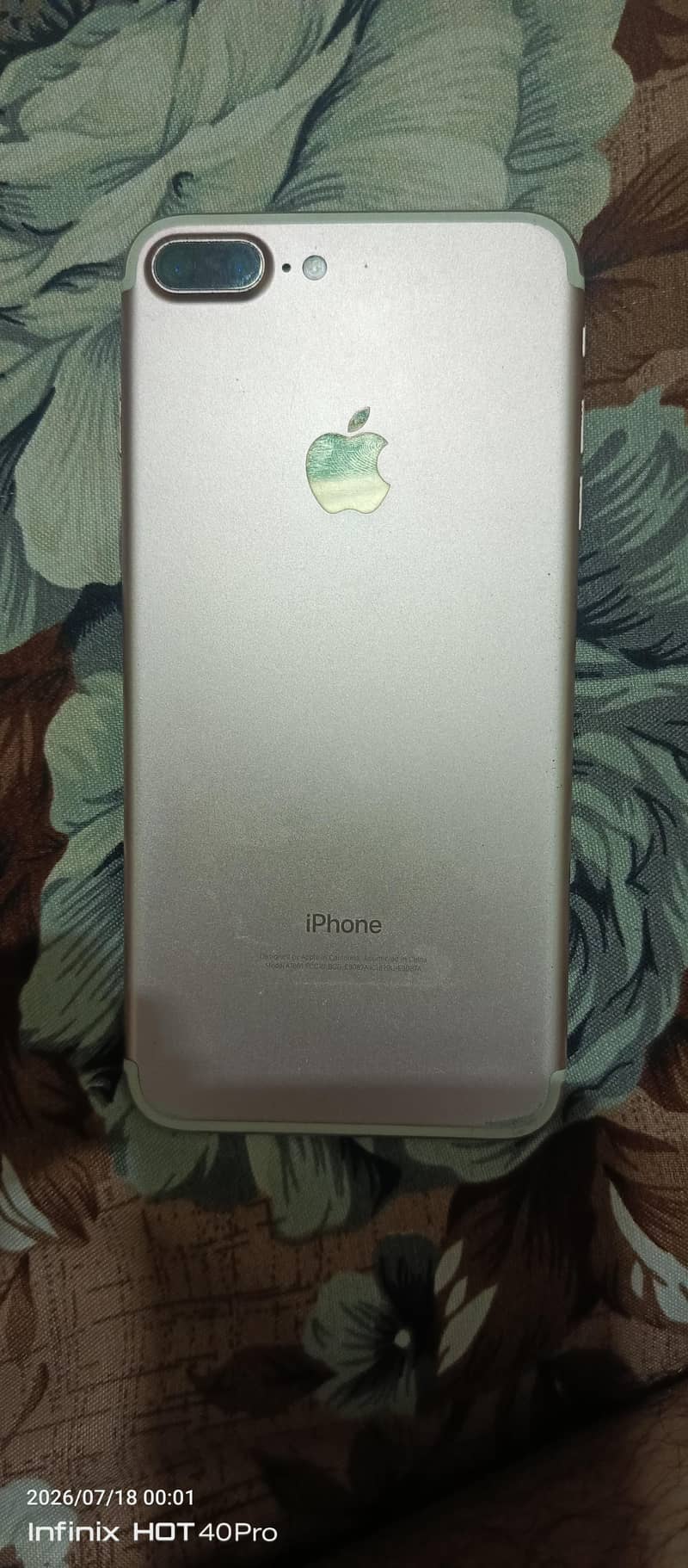 Apple iPhone 7 Plus 1