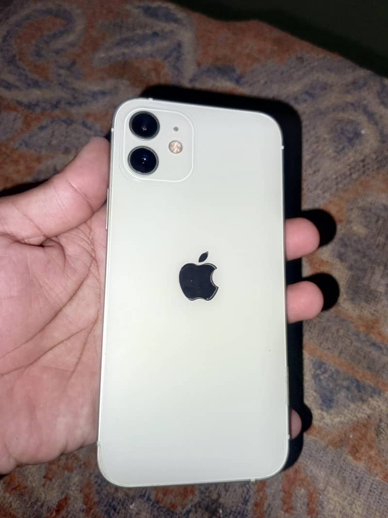 Apple iPhone 12 0