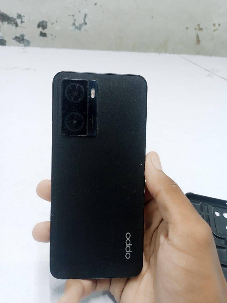 OPPO A57 3