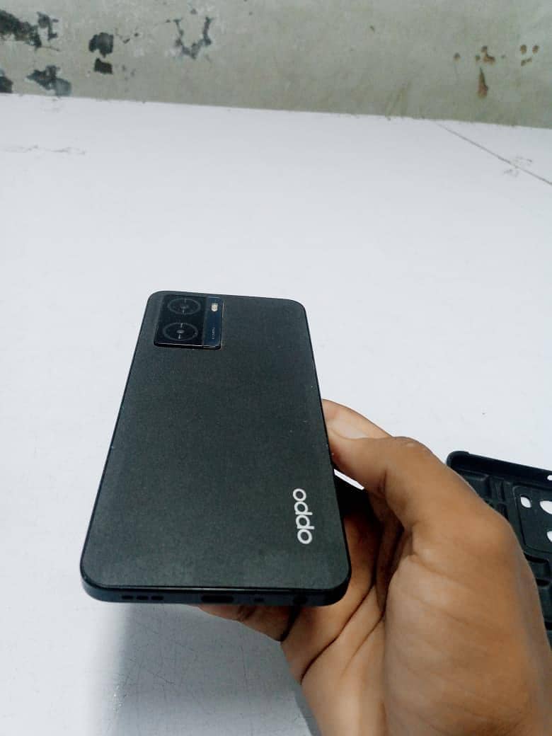 OPPO A57 4