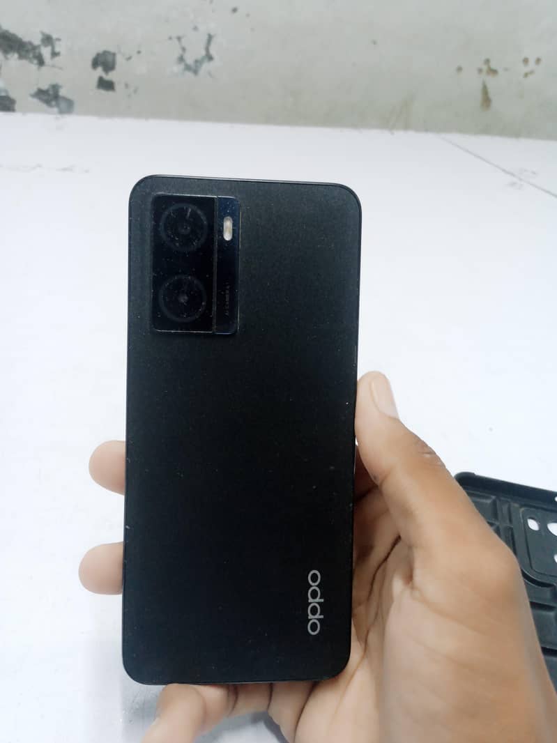 OPPO A57 6