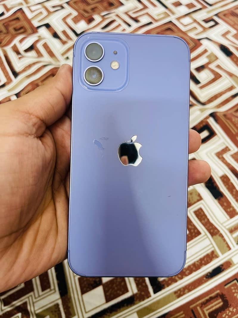 Apple iPhone 12 0