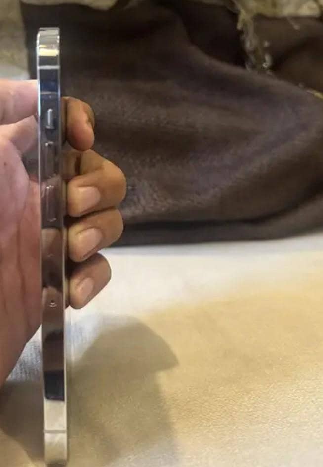 Apple iPhone 13 Pro 1