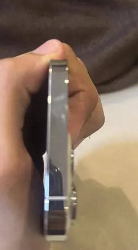 Apple iPhone 13 Pro 3