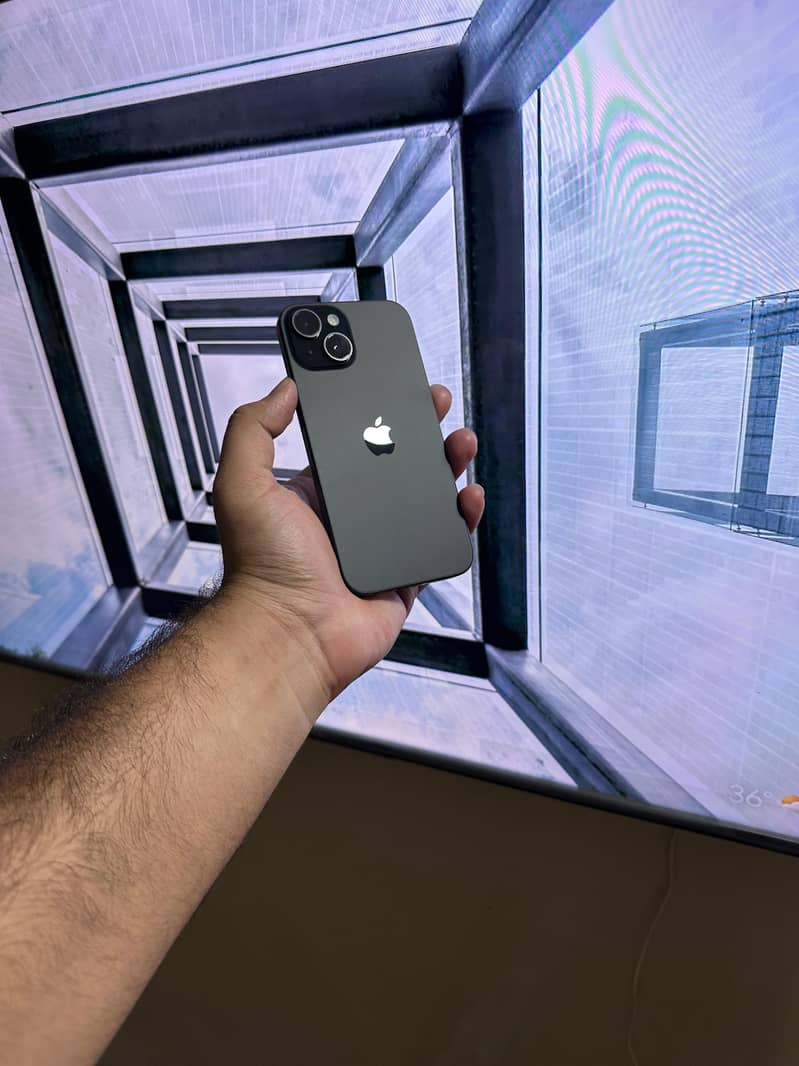 Apple iPhone 15 1