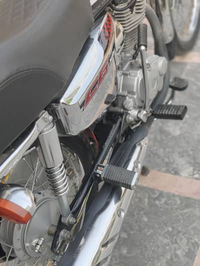 Honda 125 Self start Neat and clean