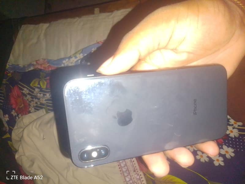 Apple iPhone X 1