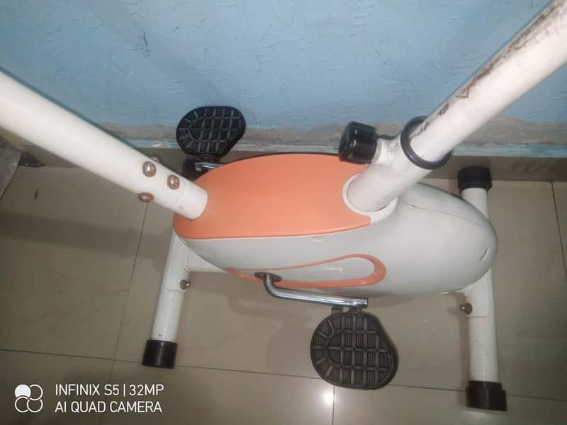 Used exercise bicycle 1
