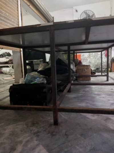 cutting table up for sale