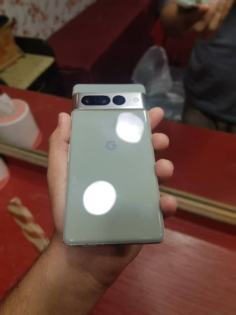 Google Pixel 7 Pro 2