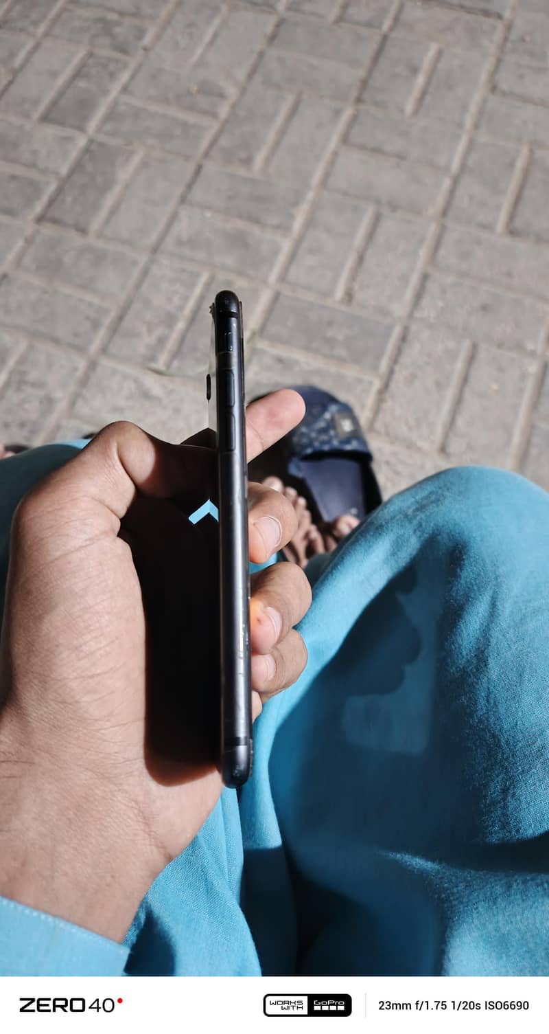 Apple iPhone 8 6