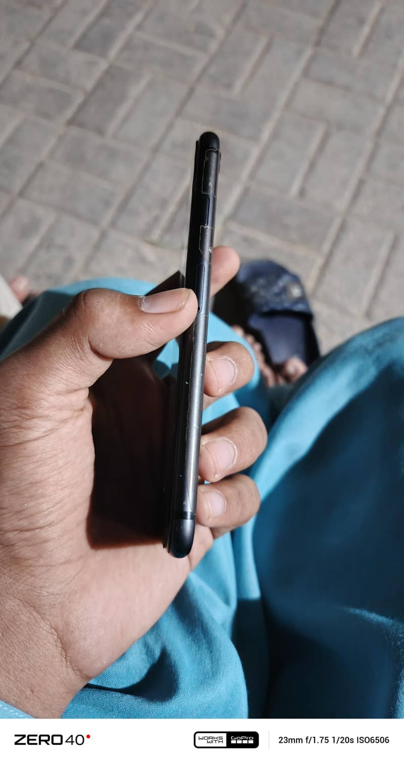 Apple iPhone 8 7