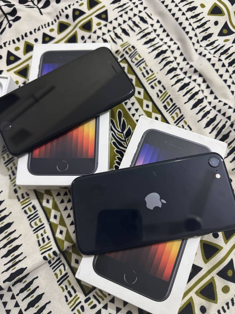 Apple iPhone SE 0