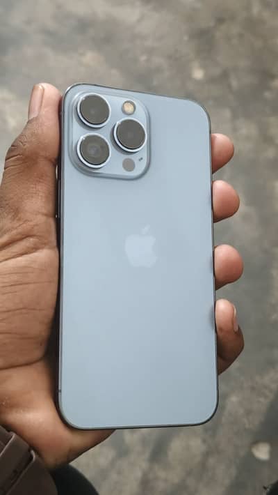 Apple iPhone 13 Pro