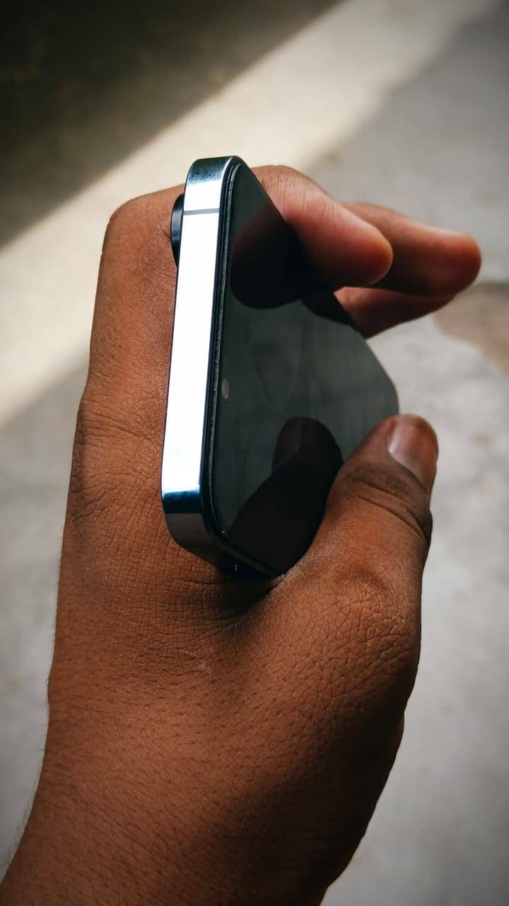 Apple iPhone 13 Pro 5