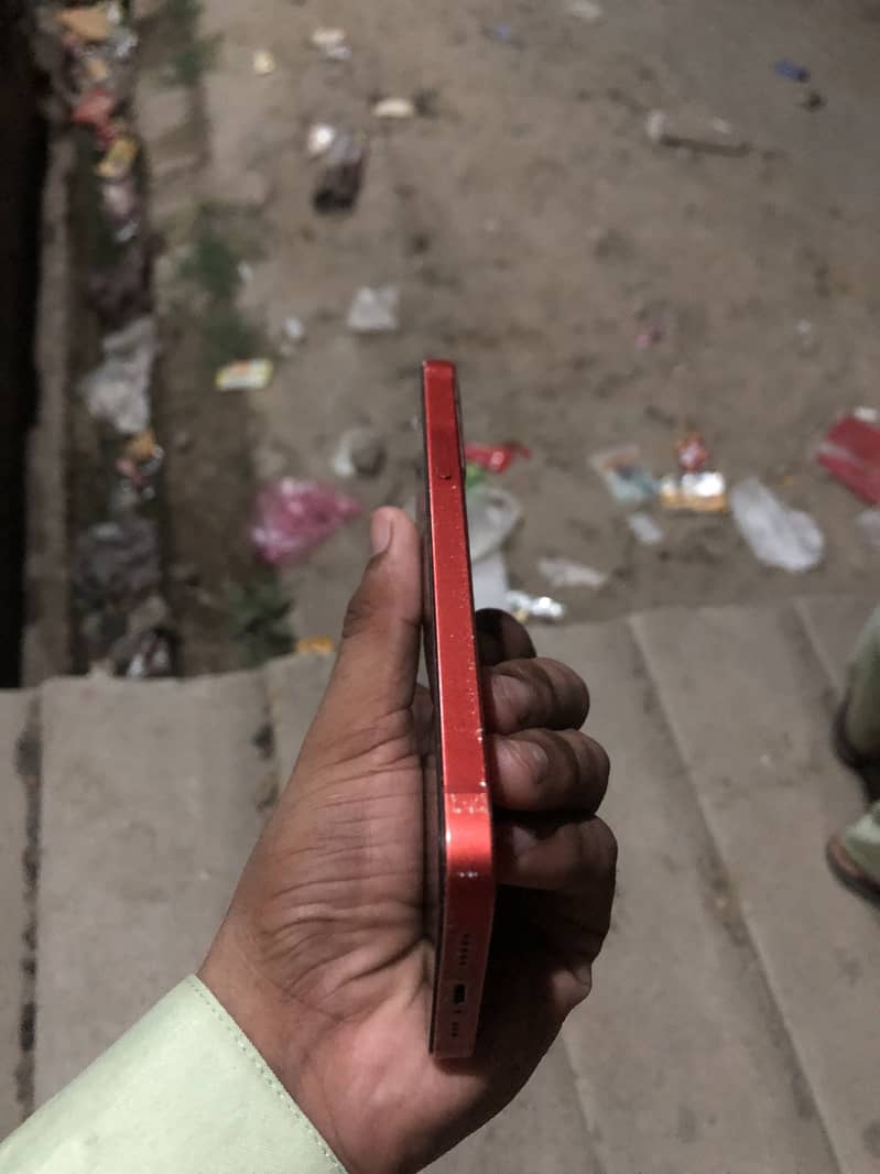 Apple iPhone 12 3