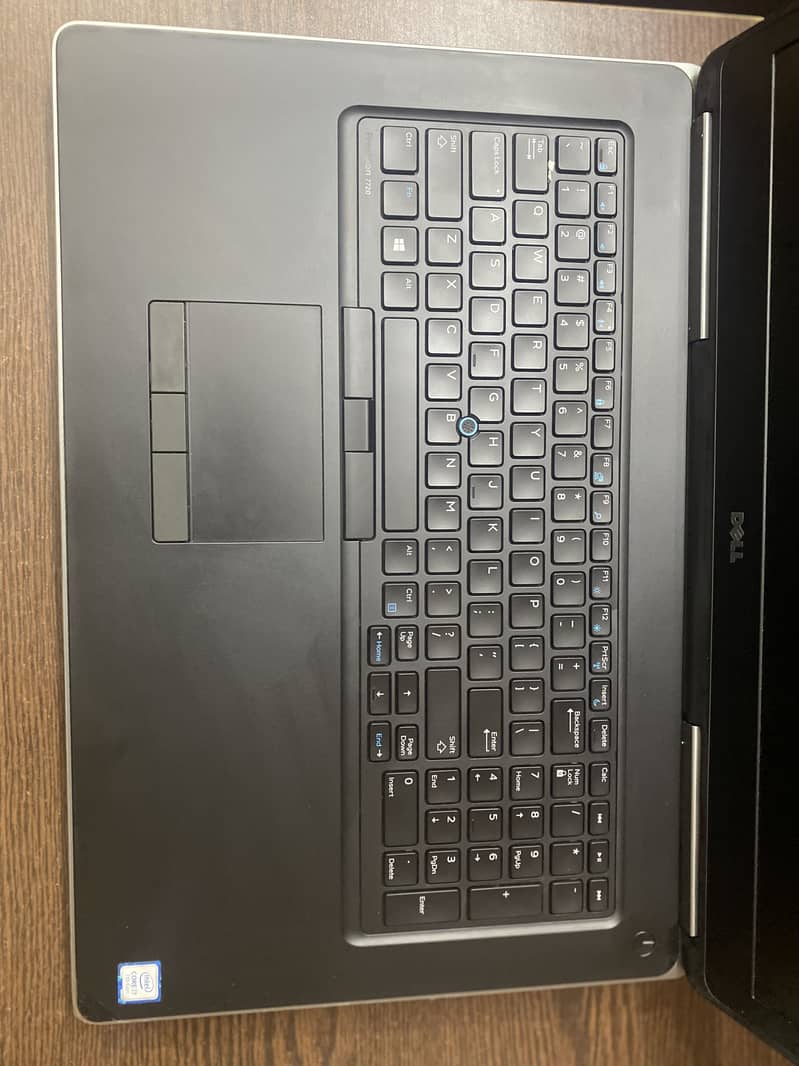 DELL precision 7720 0