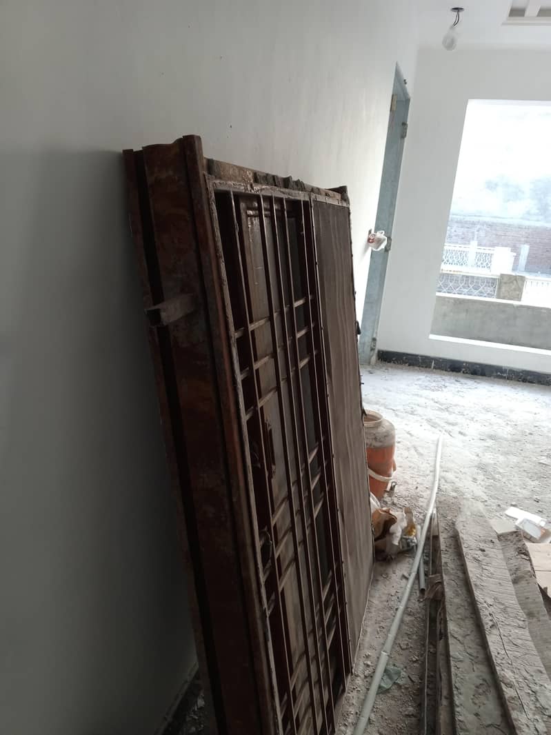 Iron Window 4