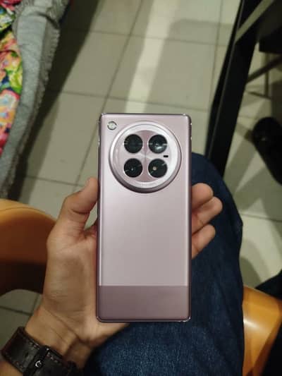 Infinix Zero 40 5G 10/10 condition