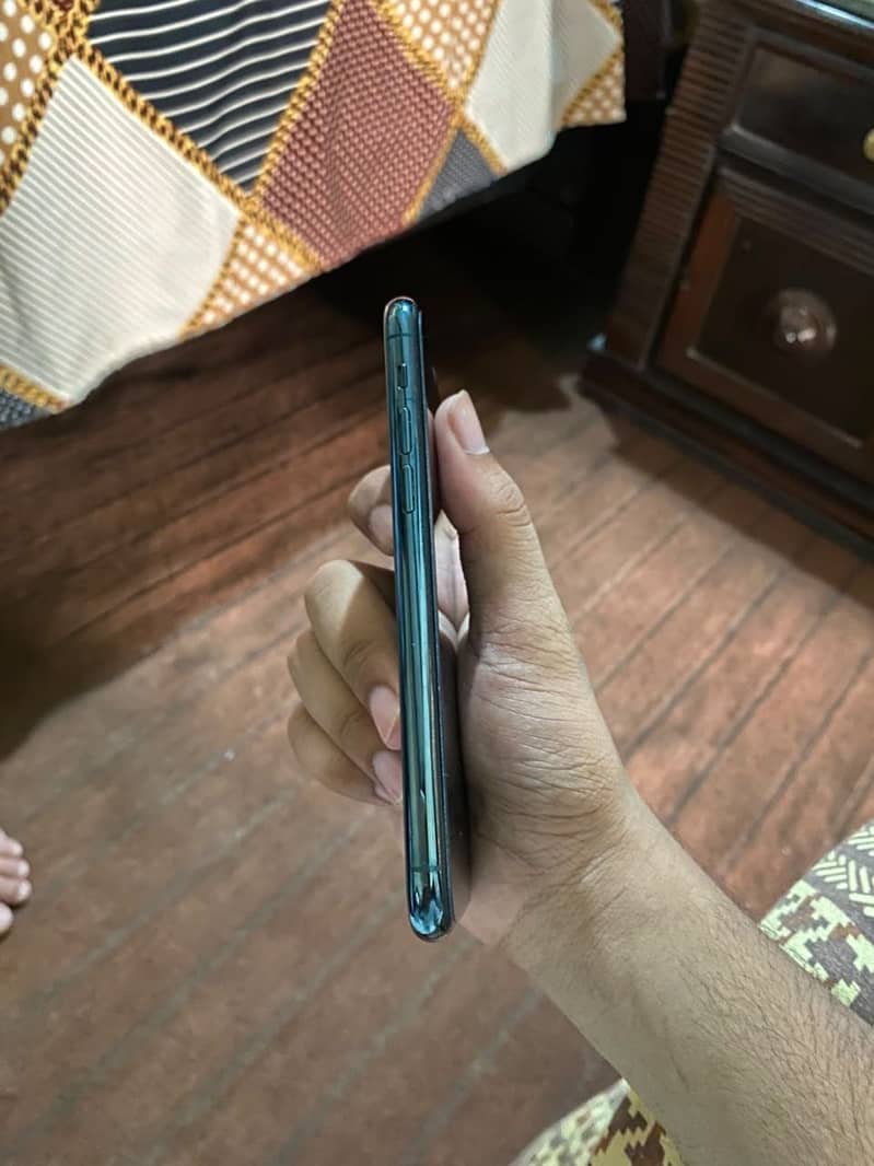 Iphone 11 pro 1