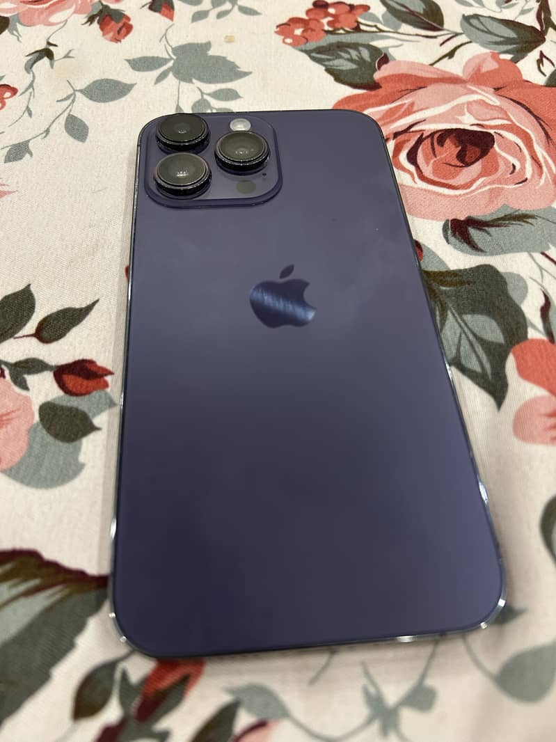 Apple iPhone 14 Pro Max 0