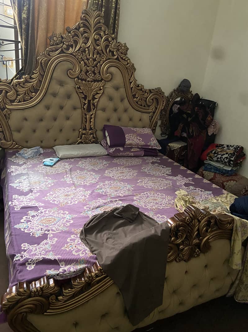 Full heavy bed set 0