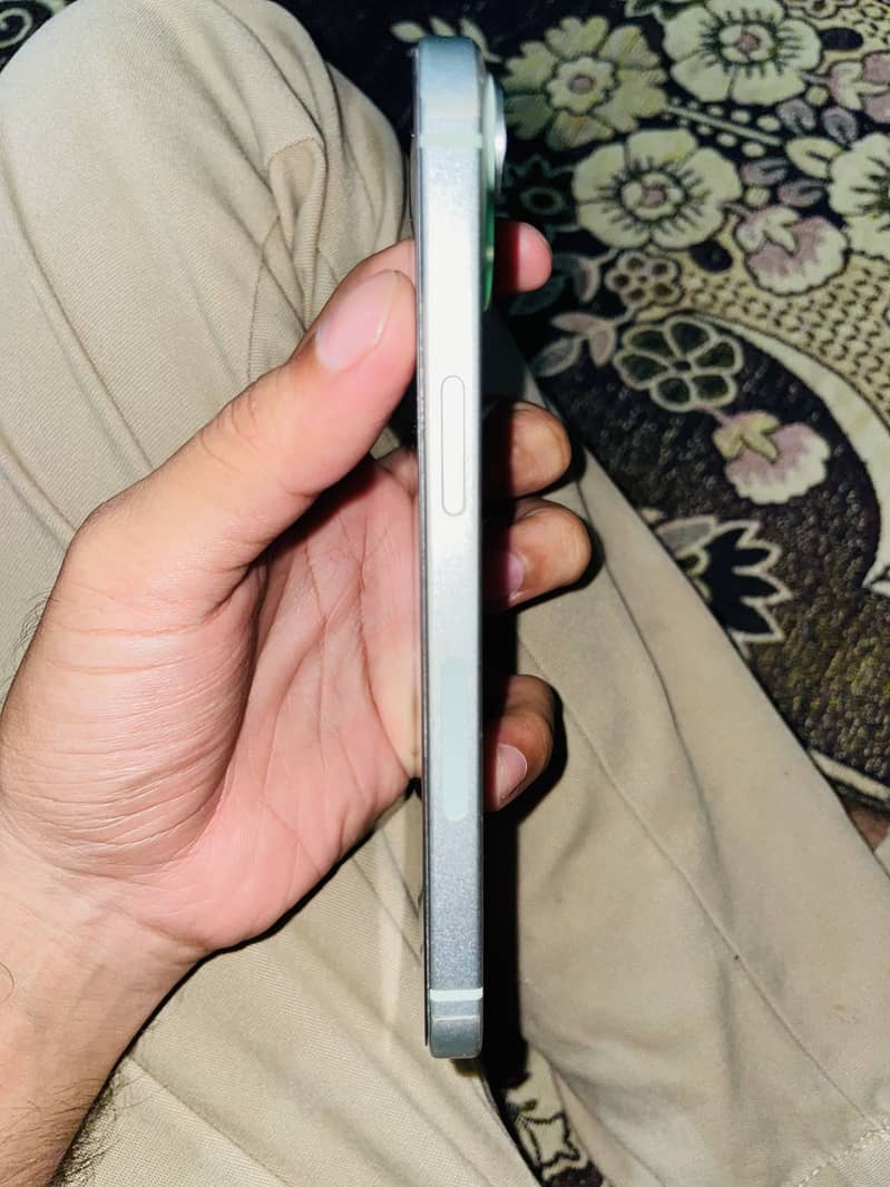 Apple iPhone 15 1