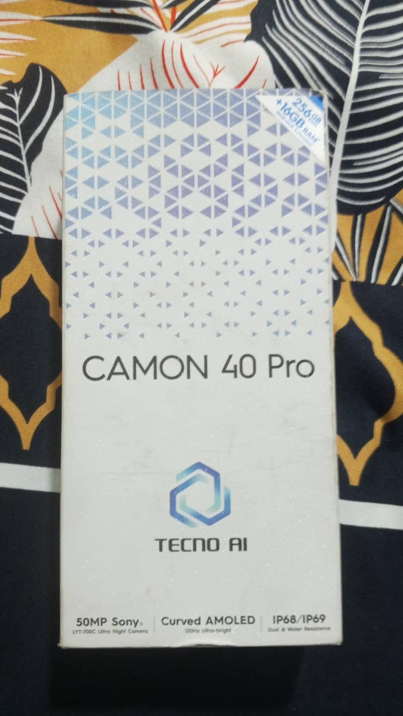 Tecno CAMON 40 Pro 4
