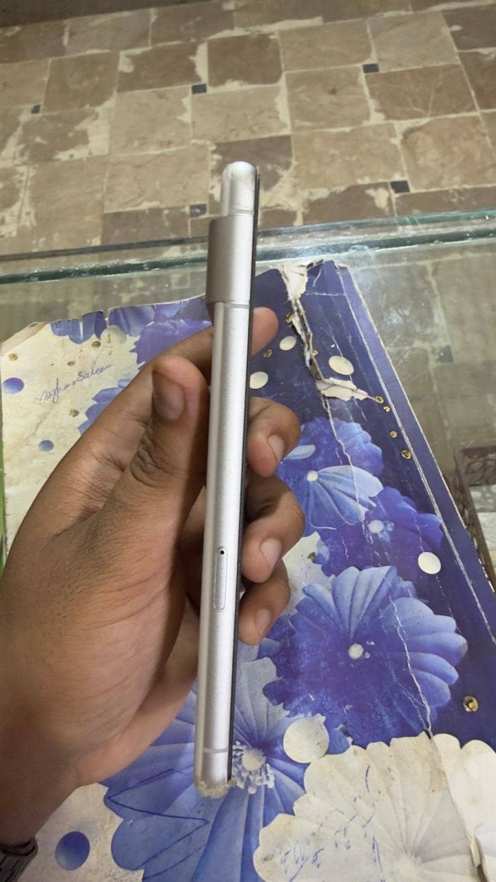 Google Pixel 7 2