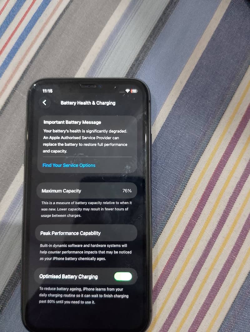 Apple iPhone 11 3