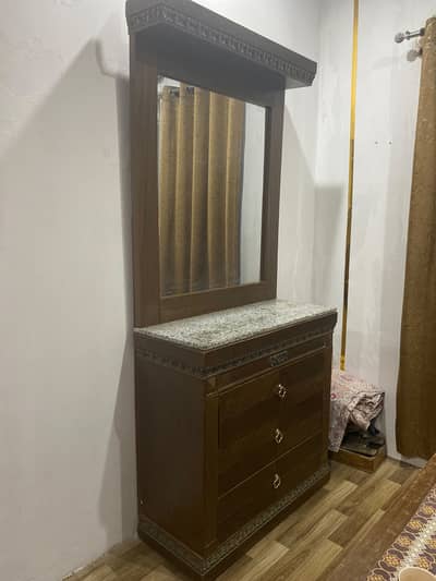dressing for sale new condition