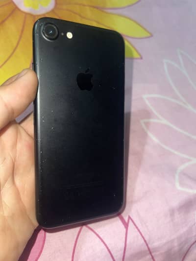 Apple iPhone 7