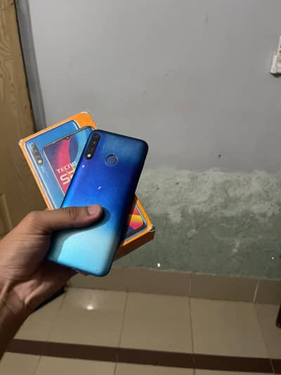 Tecno spark 4