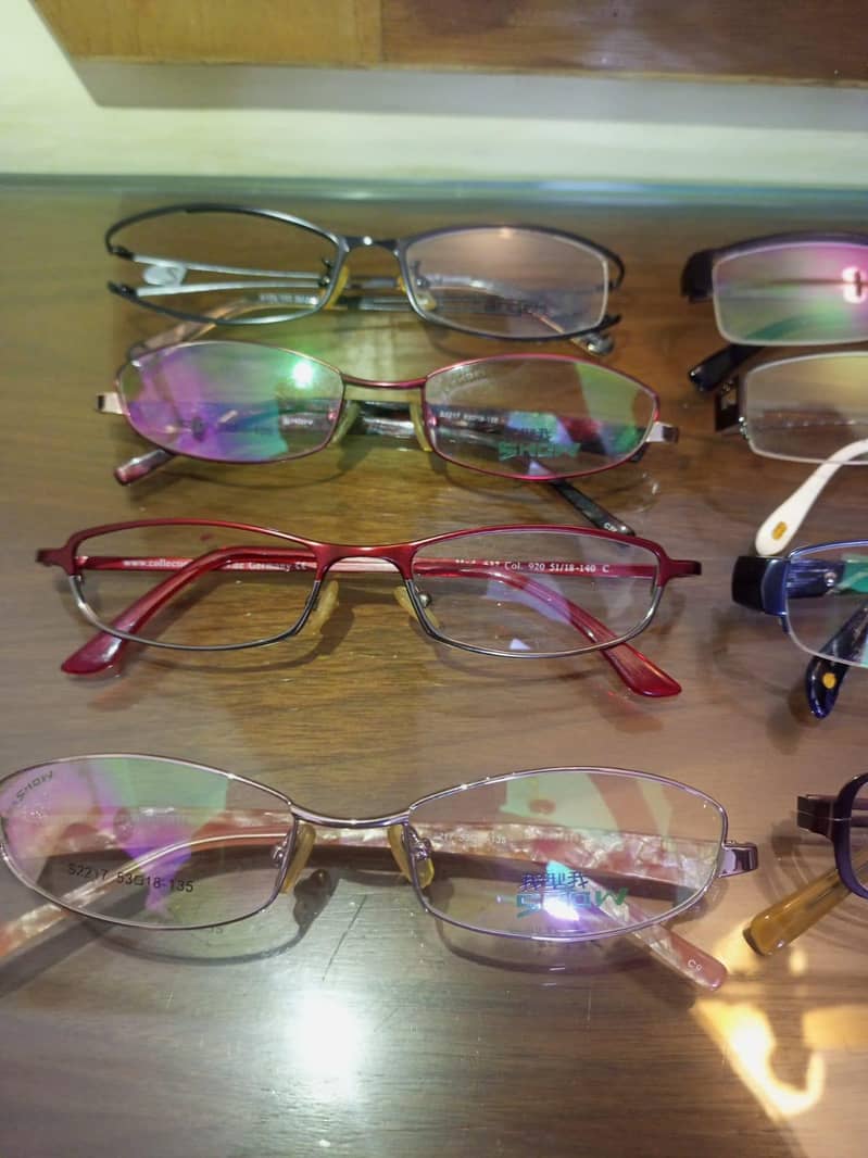 eye glasses 7