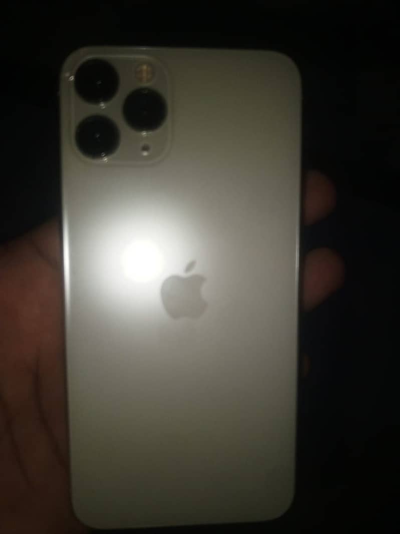 Apple iPhone 11 Pro 0
