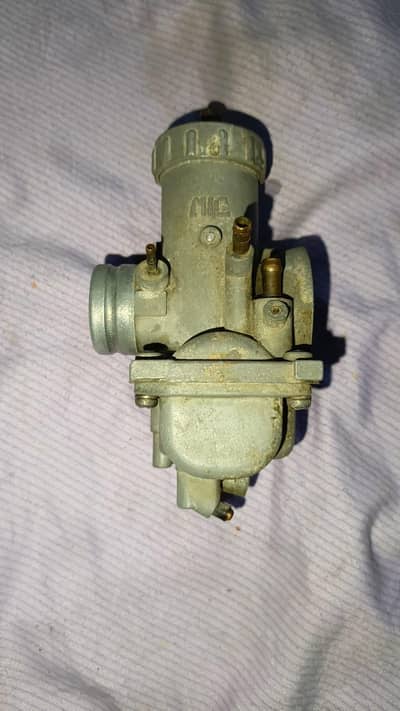 Suzuki GP 100 carborator