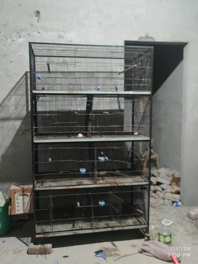 8 box Wala cage ha. . condition 10/7