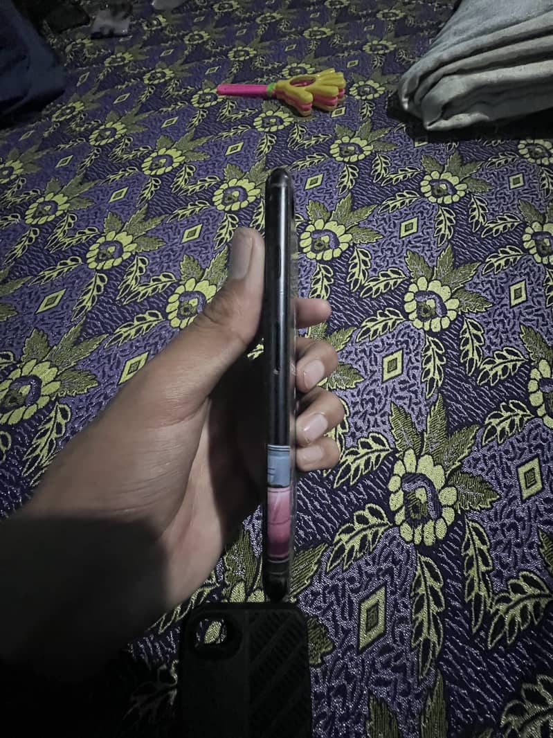 Apple iPhone SE 6