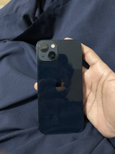Apple iPhone 13
