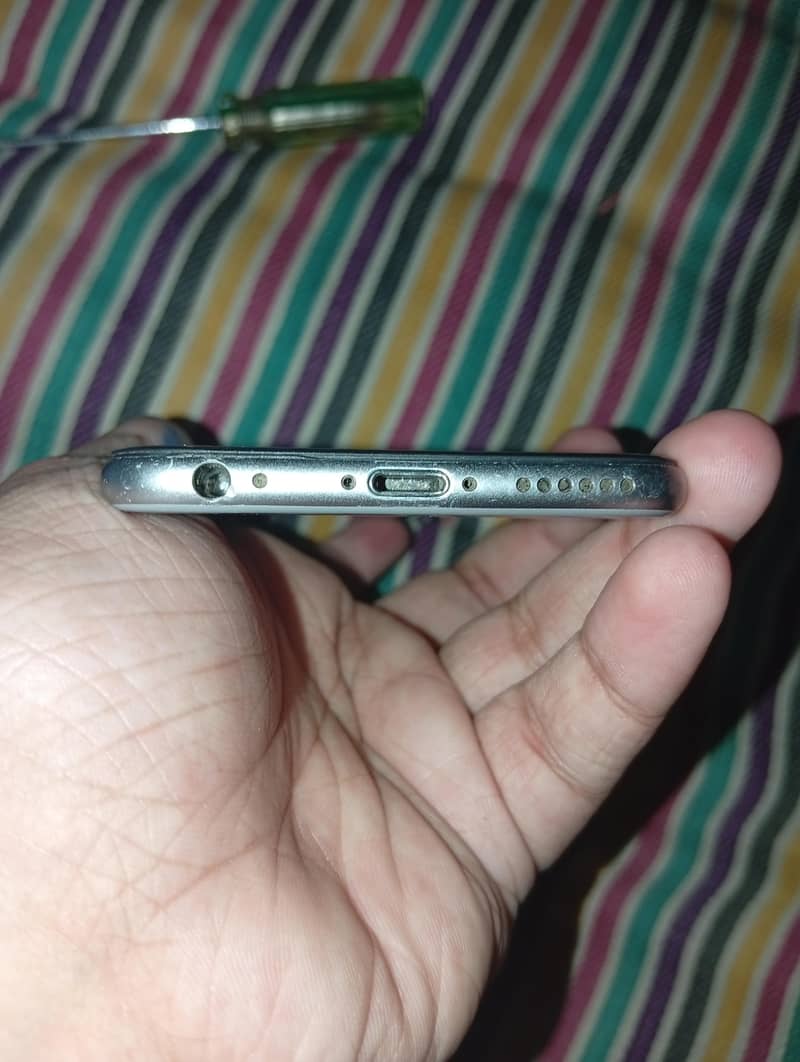 Apple iPhone 6 1