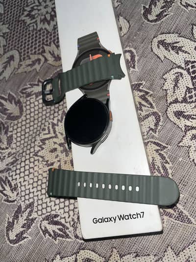 Samsung watch 7 (Bluetooth) Excellent condition | complete box