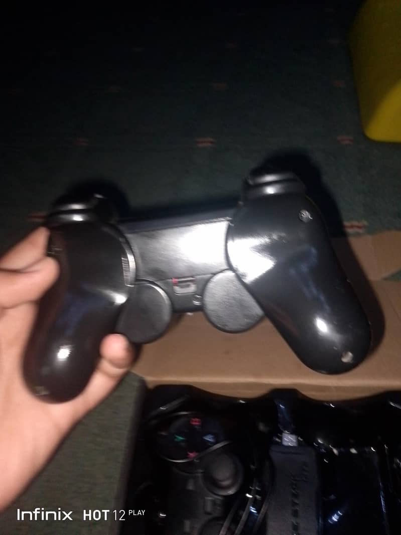 2.4g wireless controller gamepad. 3