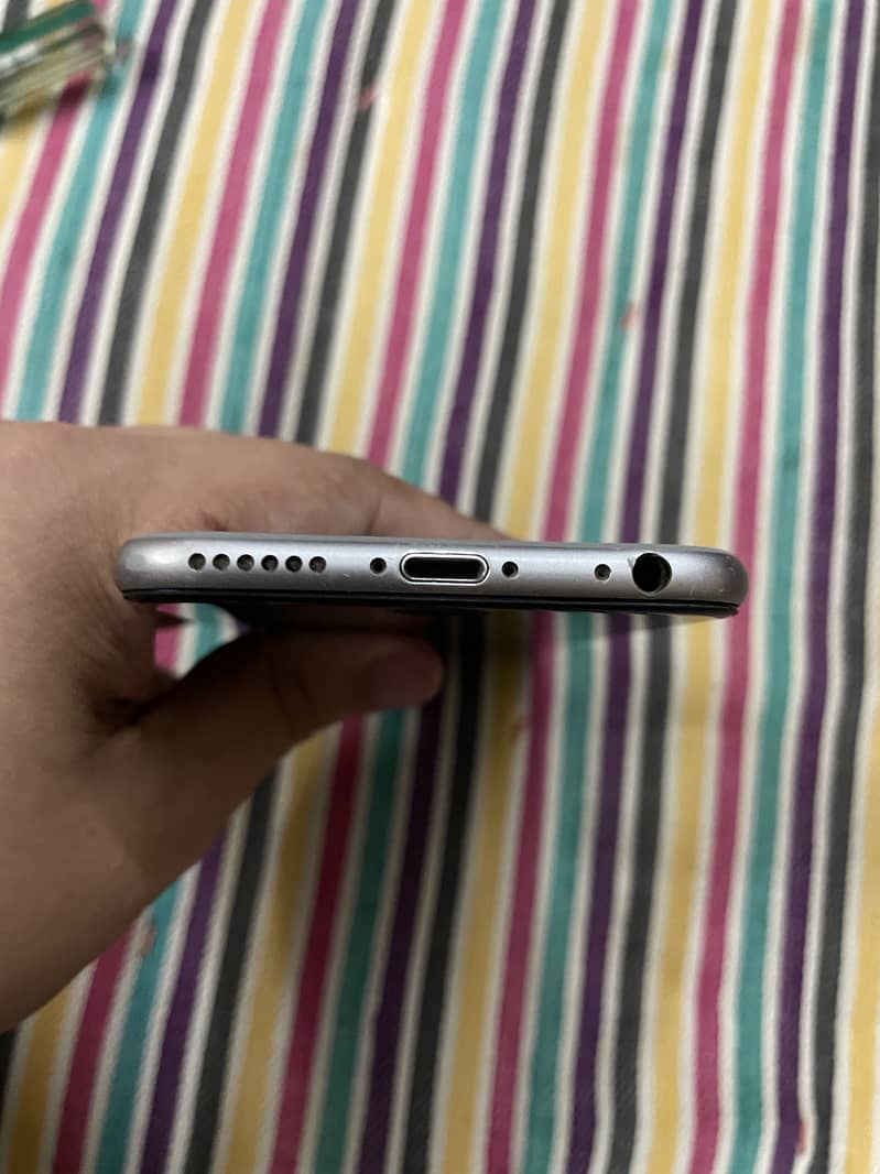 Apple iPhone 6 8