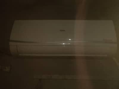 Heat and cool 1.5 ton Haier AC