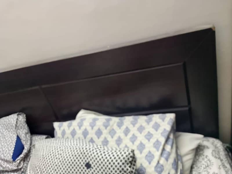 bed almari 2