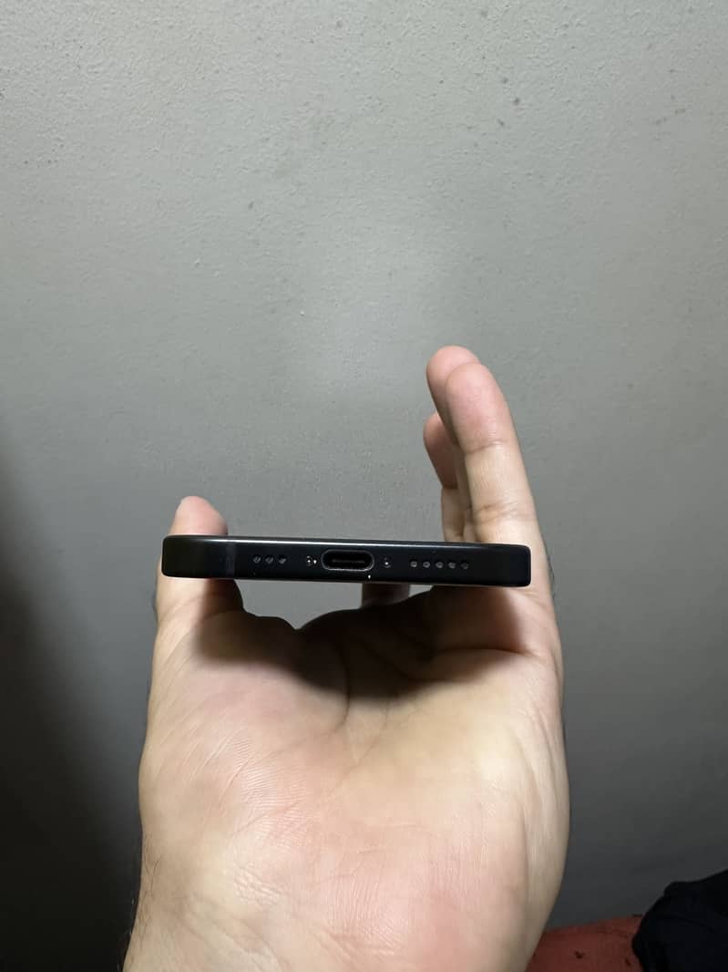 Iphone 15 2