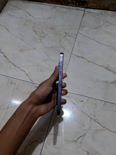 I am selling my phone 14 pro max 256 Gb water sealed