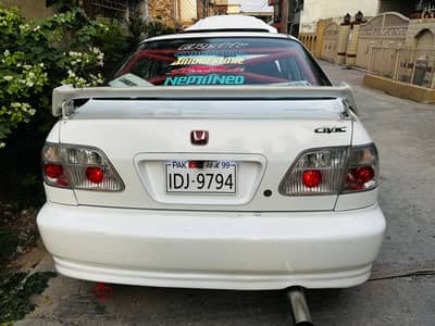 Honda civic 1999 original taiwani made back crystal lights