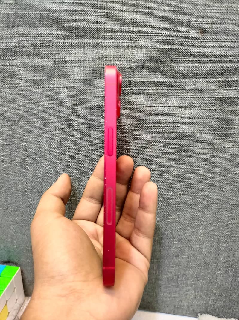 Apple iPhone 14 4